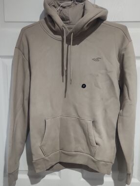Hollister Men's Beige Hooded Pullover Sweatshirt
